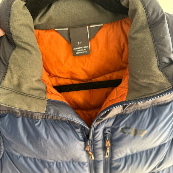 Outdoor Research Men's Transcendent Down Vest (Size Small). - Picture 3 of 3